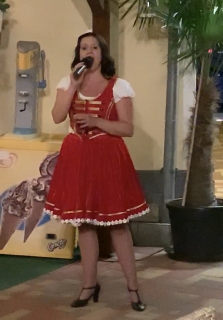 Operett est Simon Andreával és Savanyú Gergővel